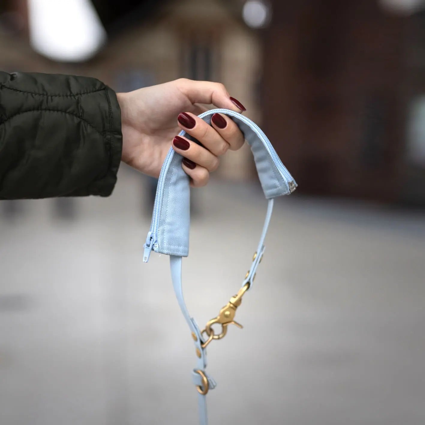 Rączka neoprenowa do smyczy uniwersalna carmeLOVE / karmelowy BURA