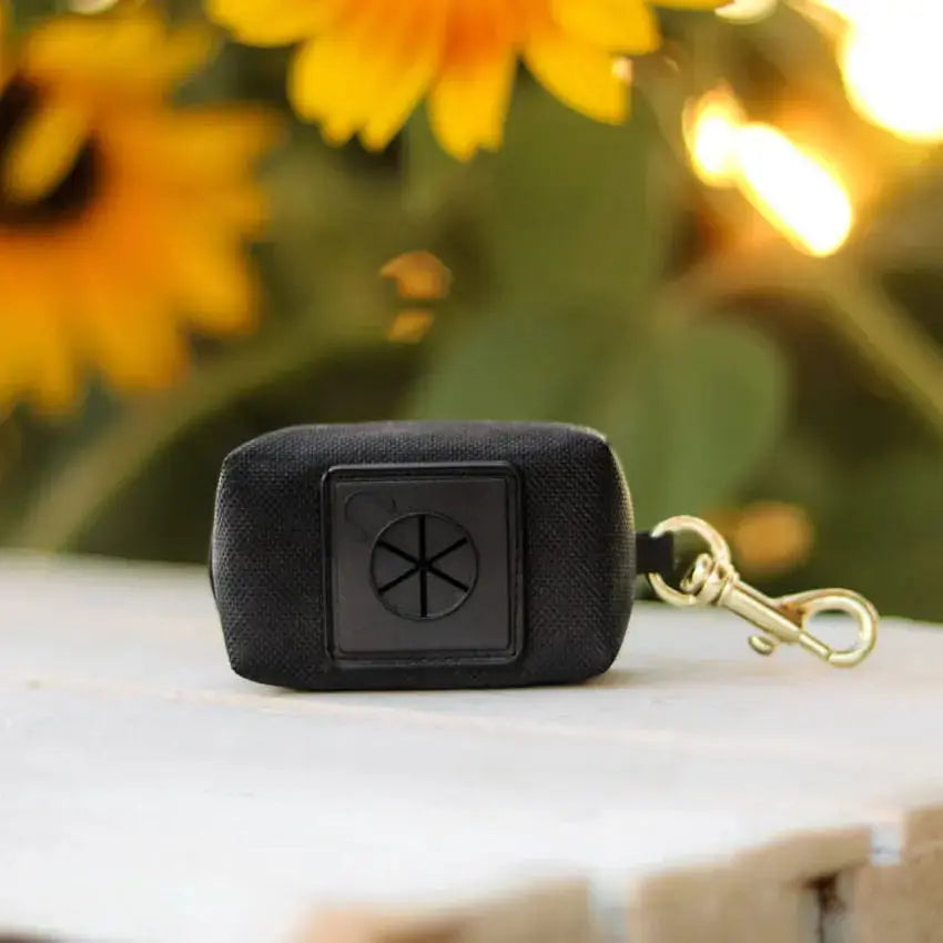 Etui na woreczki, czarny / COCO Psianel, dog in black BURA