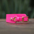 Załaduj obraz do przeglądarki galerii, Obroża dla Charta na sprzączkę, Pies&love / różowy BURA
