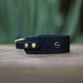 Załaduj obraz do przeglądarki galerii, Obroża dla Charta na sprzączkę, COCO Psianel / czarny BURA
