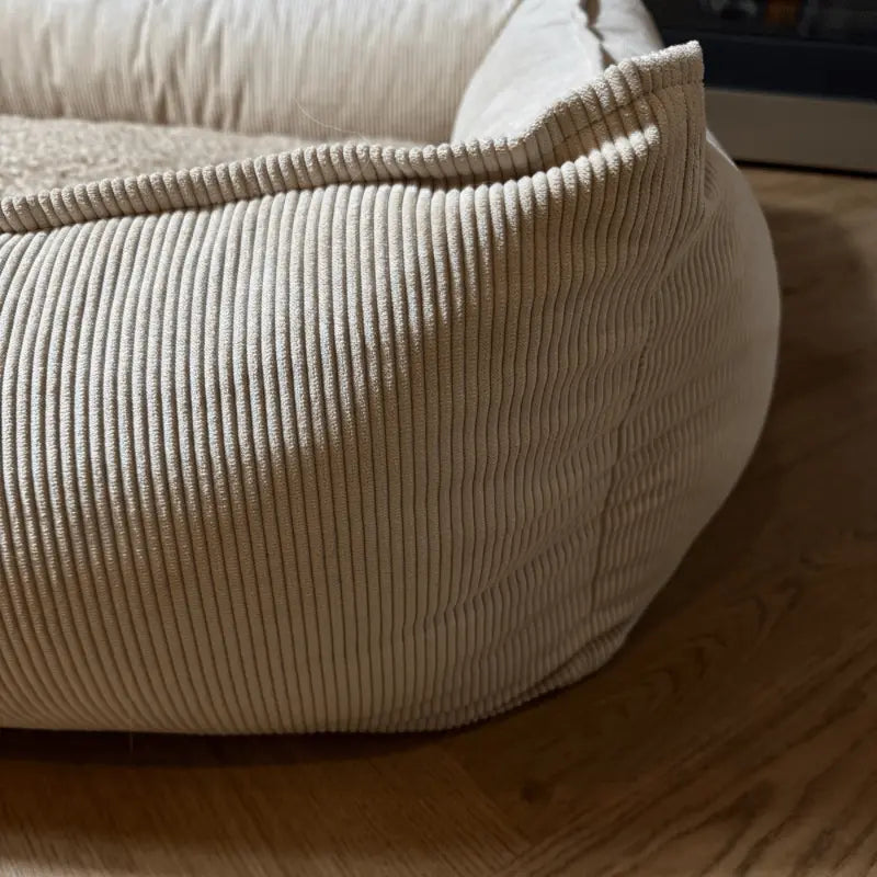 Legowisko Melcia Beżowe psykryj mnie