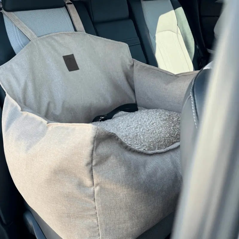 Fotelik do auta dla psa Luna psykryj mnie