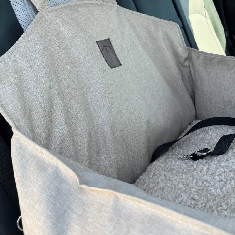 Fotelik do auta dla psa Luna psykryj mnie