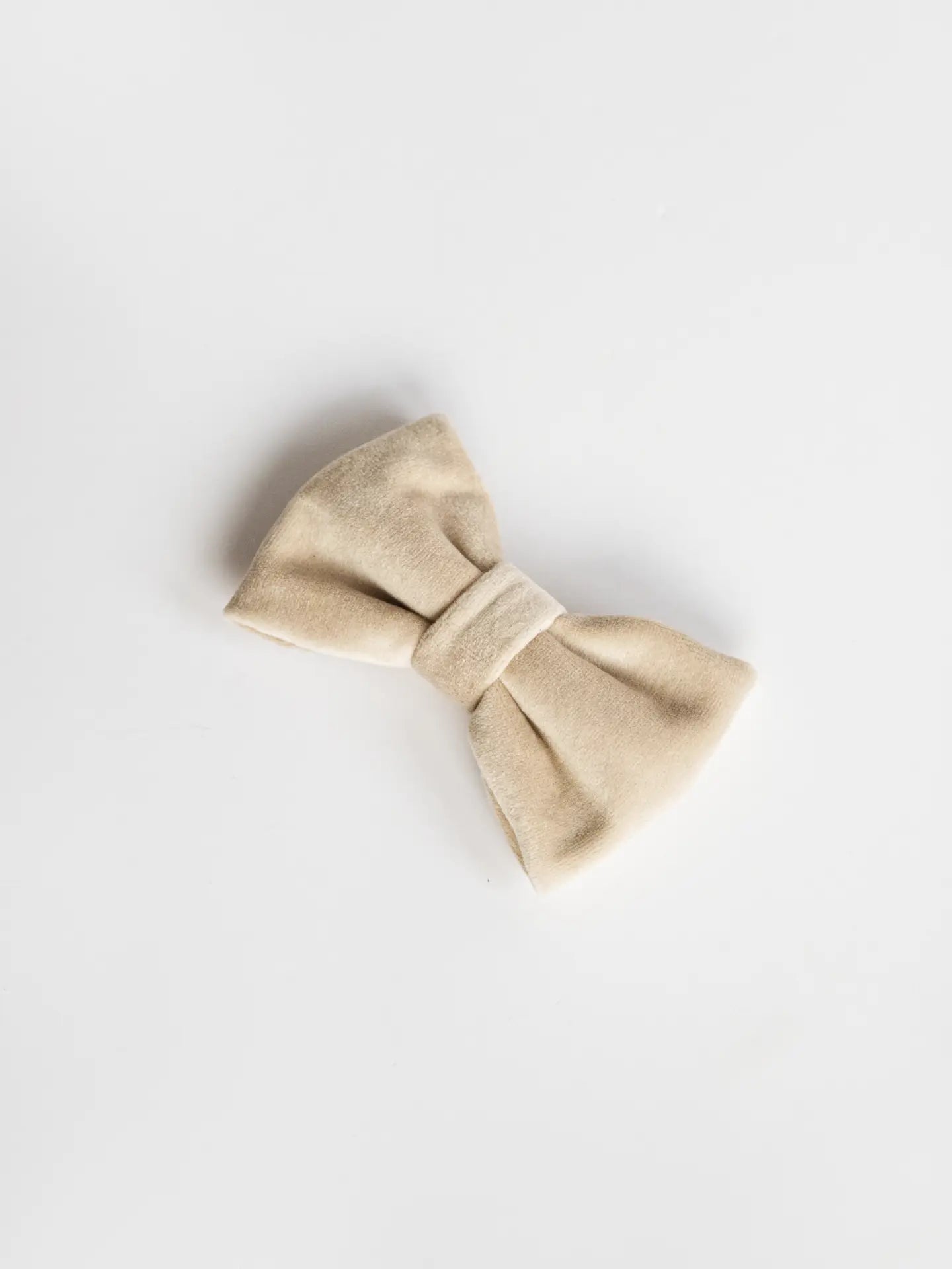 Kokarda jasny beż Psotnik