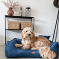 Załaduj obraz do przeglądarki galerii, Legowisko premium dla psa i kota ortopedyczne granatowe - MILANO NAVY BLUE DENZOO
